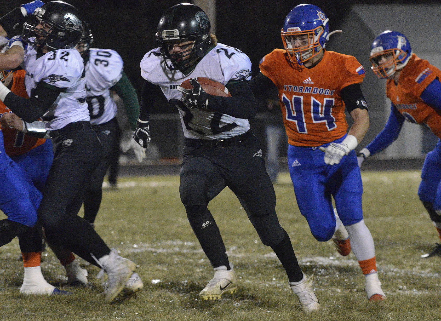 Howells-Dodge Football 11.12